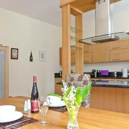 Apartamento 2 Cark House *