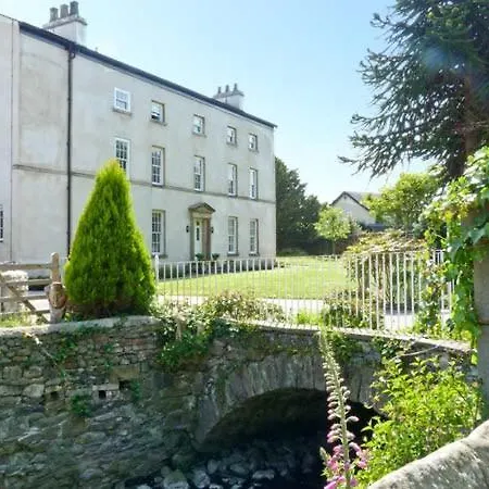 2 Cark House Apartmán Holker
